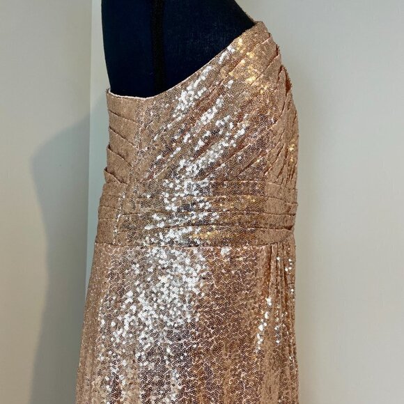 Women's Rose Gold Sequin One-shoulder Gown - Picture 5 of 11